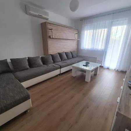 Apartman Yellow - Self Check In Osijek Zewnętrze zdjęcie