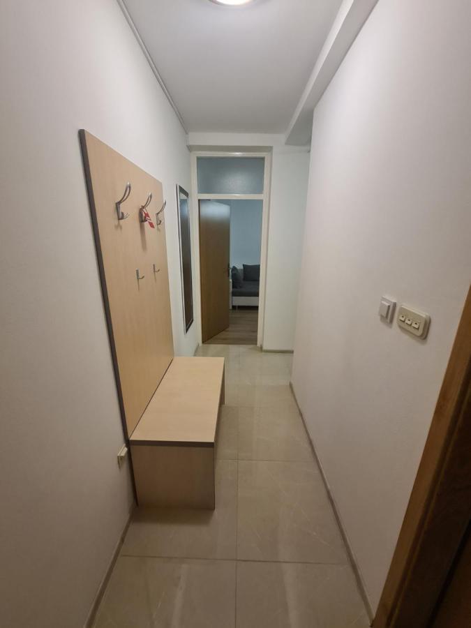 Yellow - Self Check In Apartman